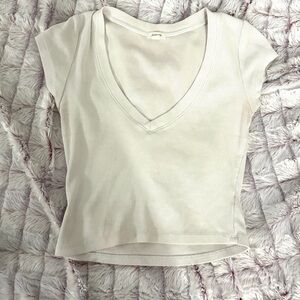 Garage Ribbed V‑Neck Short Sleeve Top